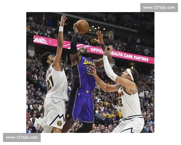 湖人激战掘金全场回放国语解说精彩瞬间与关键对决回顾